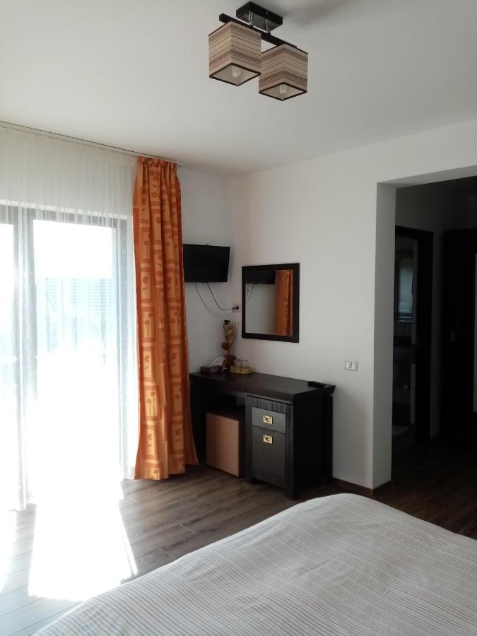 Dragomirna Sunset Hotel Mitocu Dragomirnei Bagian luar foto